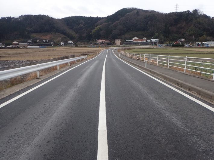 簸川南広域農道舗装改良工事の写真
